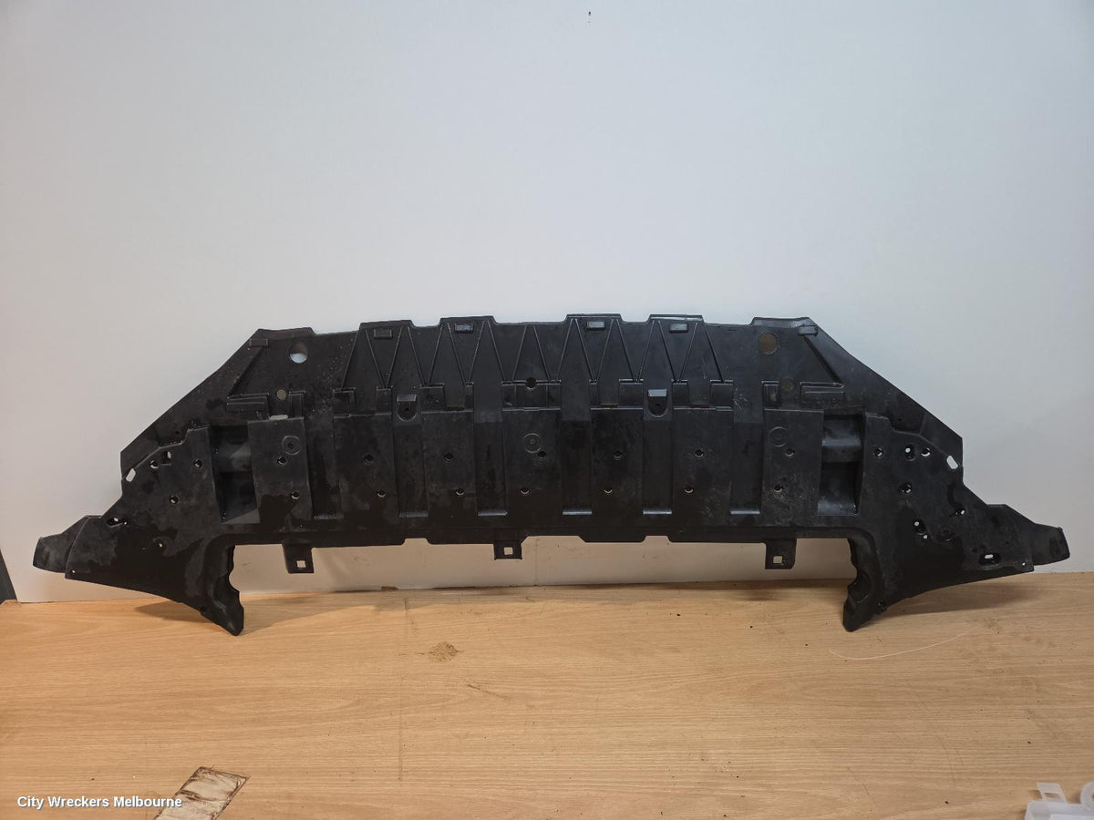 VOLVO XC60, GEN 2, 04/2017 ONWARDS, UNDER BUMPER BAR TRAY : 147136 - Image 1
