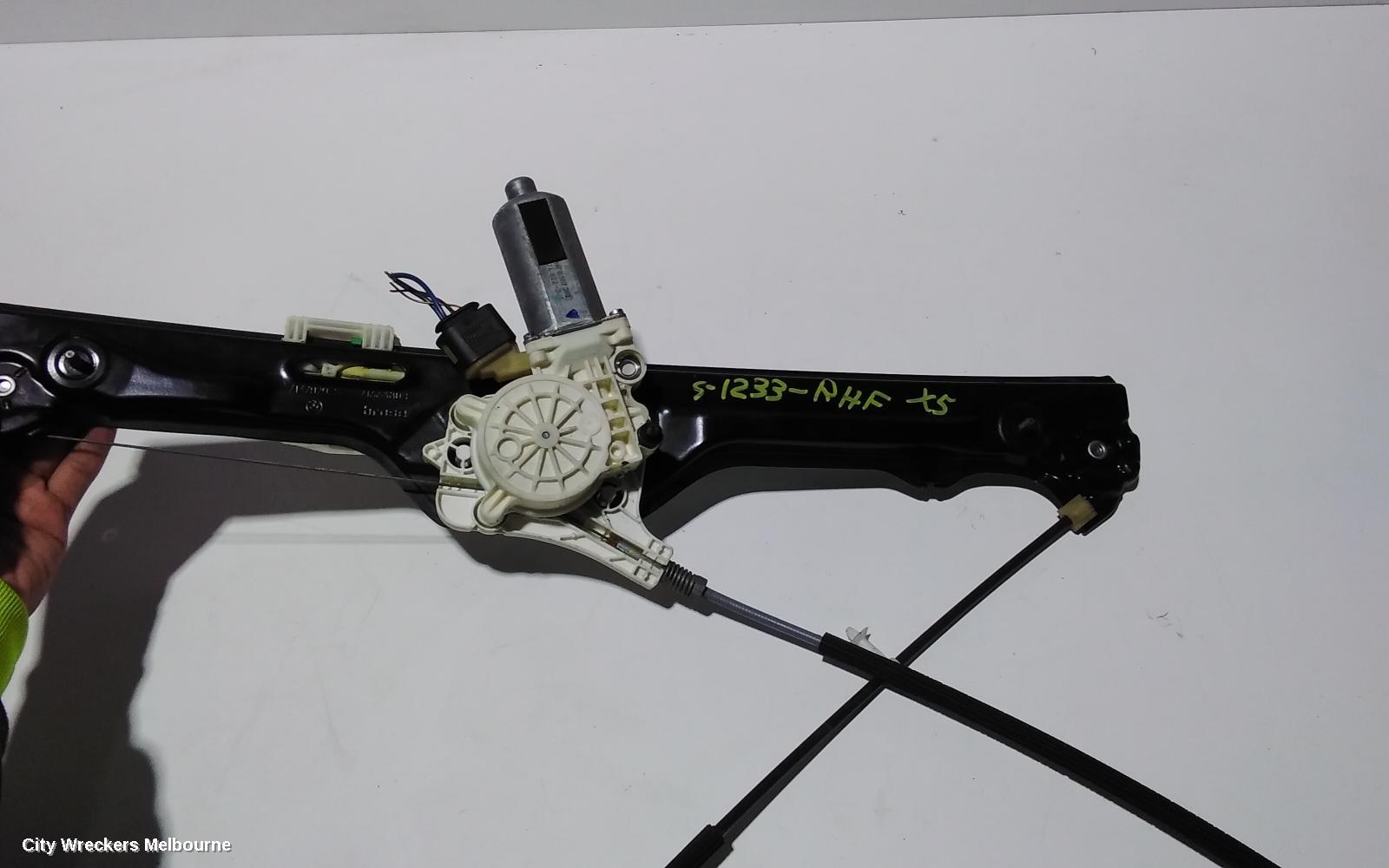 BMW X5 RIGHT FRONT WINDOW REG/MOTOR, E70, POWER, 03/2007 - 08/2013 - Image 2