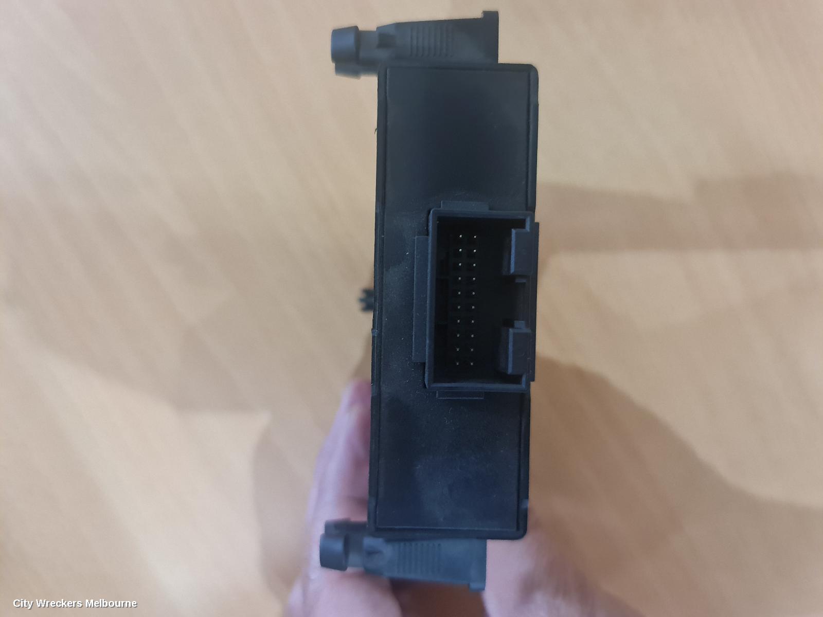 VOLKSWAGEN GOLF, GEN 6, 10/2008 - 12/2015, GATEWAY MODULE 1K0 907 530 AA: 82692 - Image 3