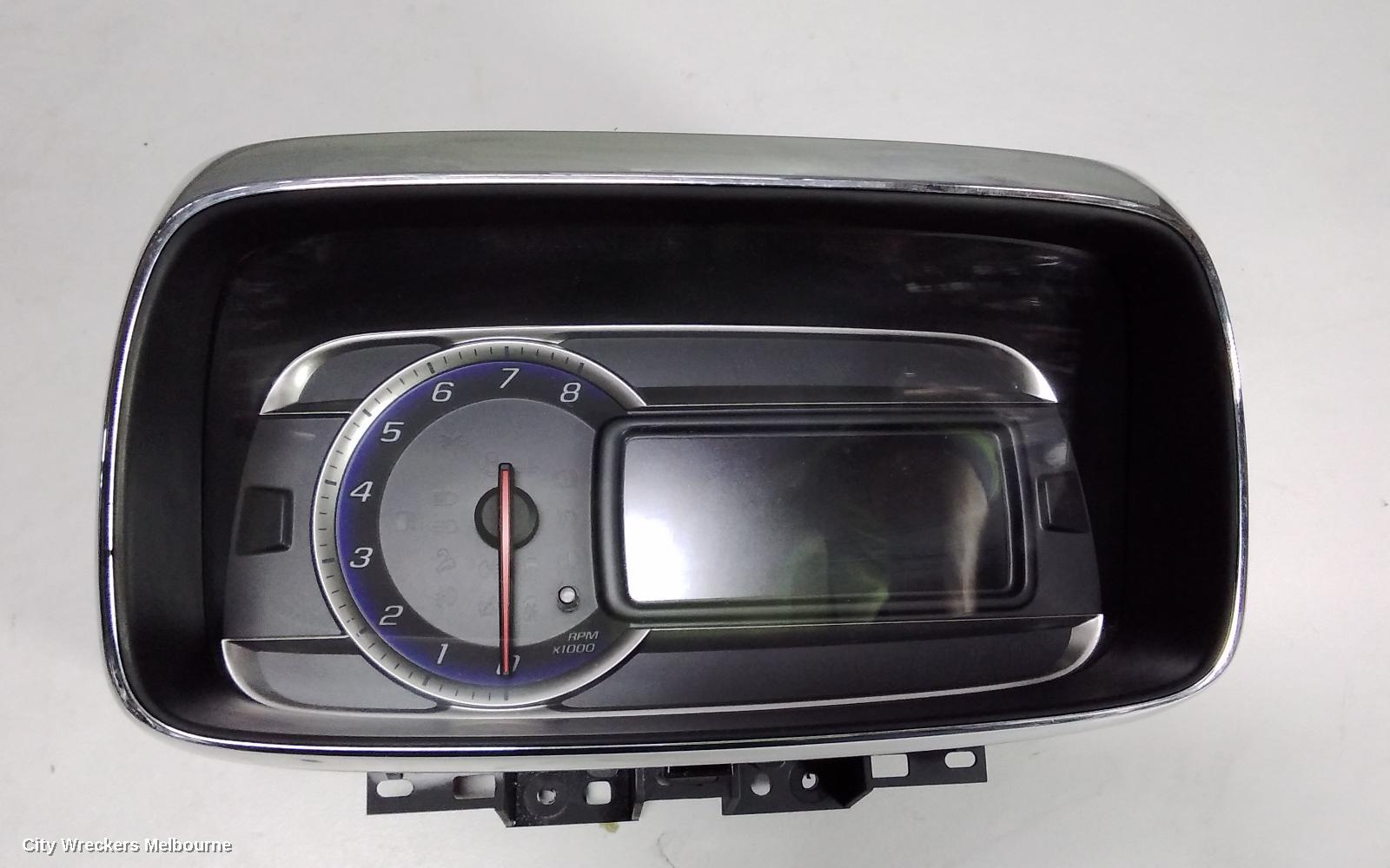 HOLDEN TRAX INSTRUMENT CLUSTER, AUTO T/M, TJ SERIES, 08/2013 - 09/2016 - Image 1