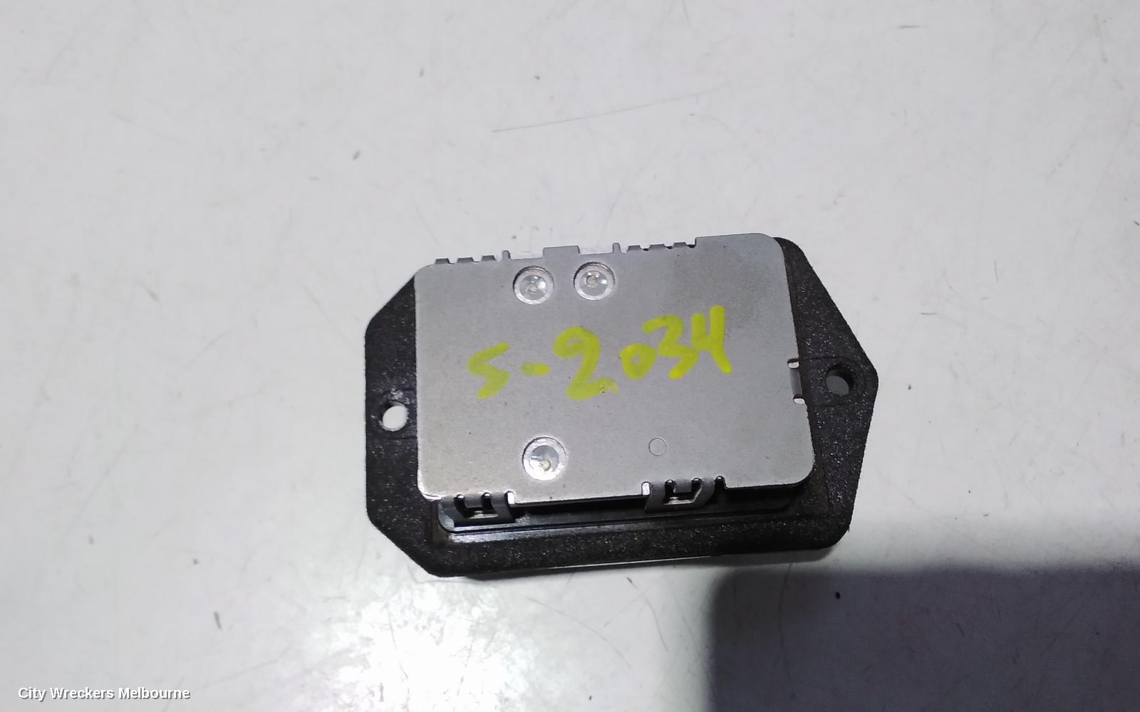 TOYOTA HIACE FAN SPEED RESISTOR, TRH/KDH, 03/2005 - 04/2019 - Image 2