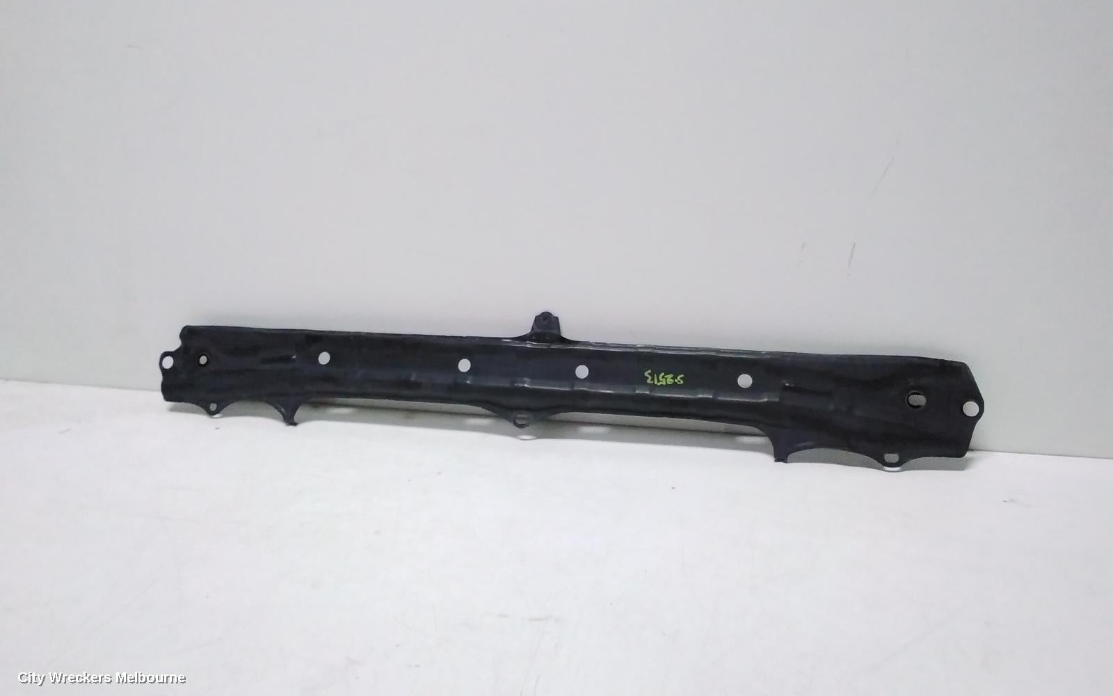 TOYOTA HIACE F/BAR REINFORC/BRACK, UPPER REINFORCEMENT, TRH/KDH, LWB/SWB, 03/2005 - 03/2014 - Image 1