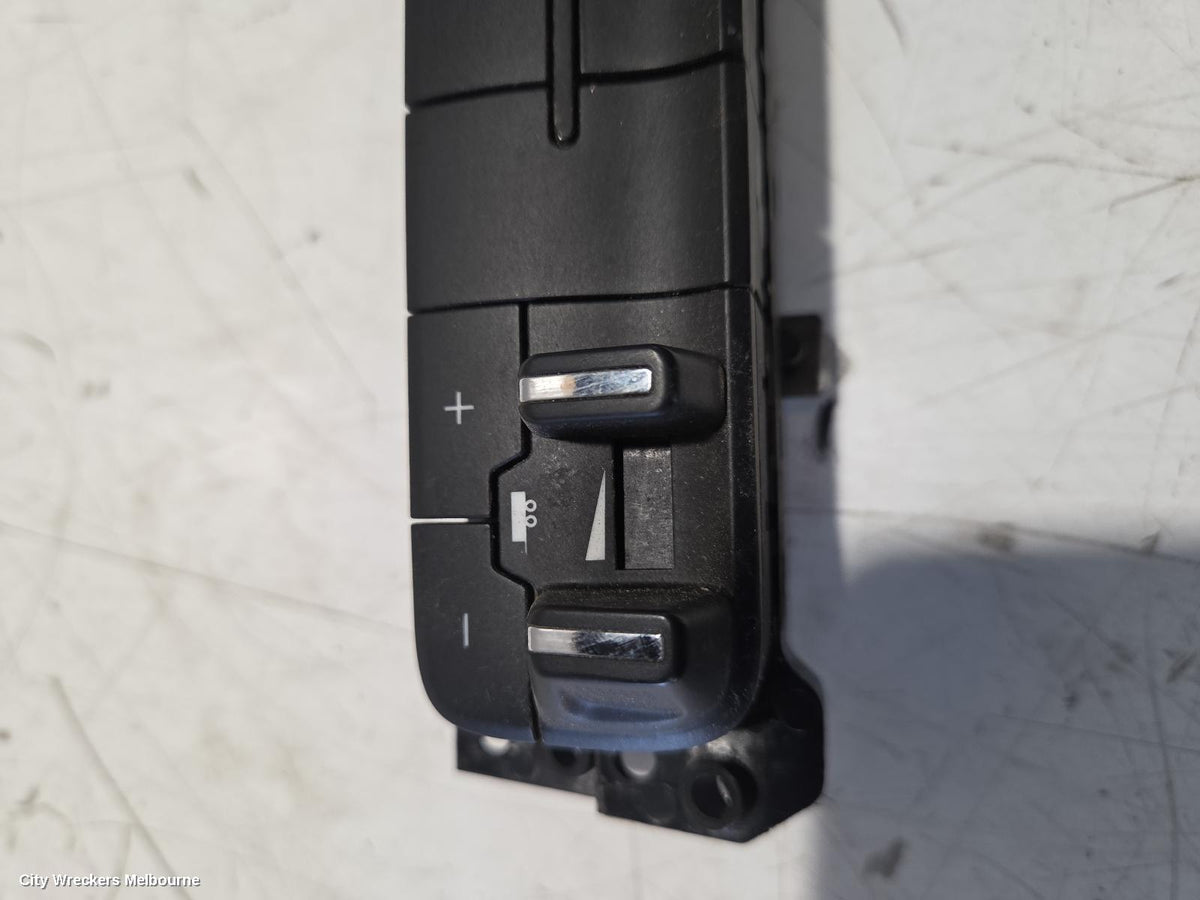 RAM 1500, DS, 01/2016 - 12/2023, DASHBOARD INSTRUMENT PANEL CENTER CONTROL P68247621AA: 149197 - Image 2