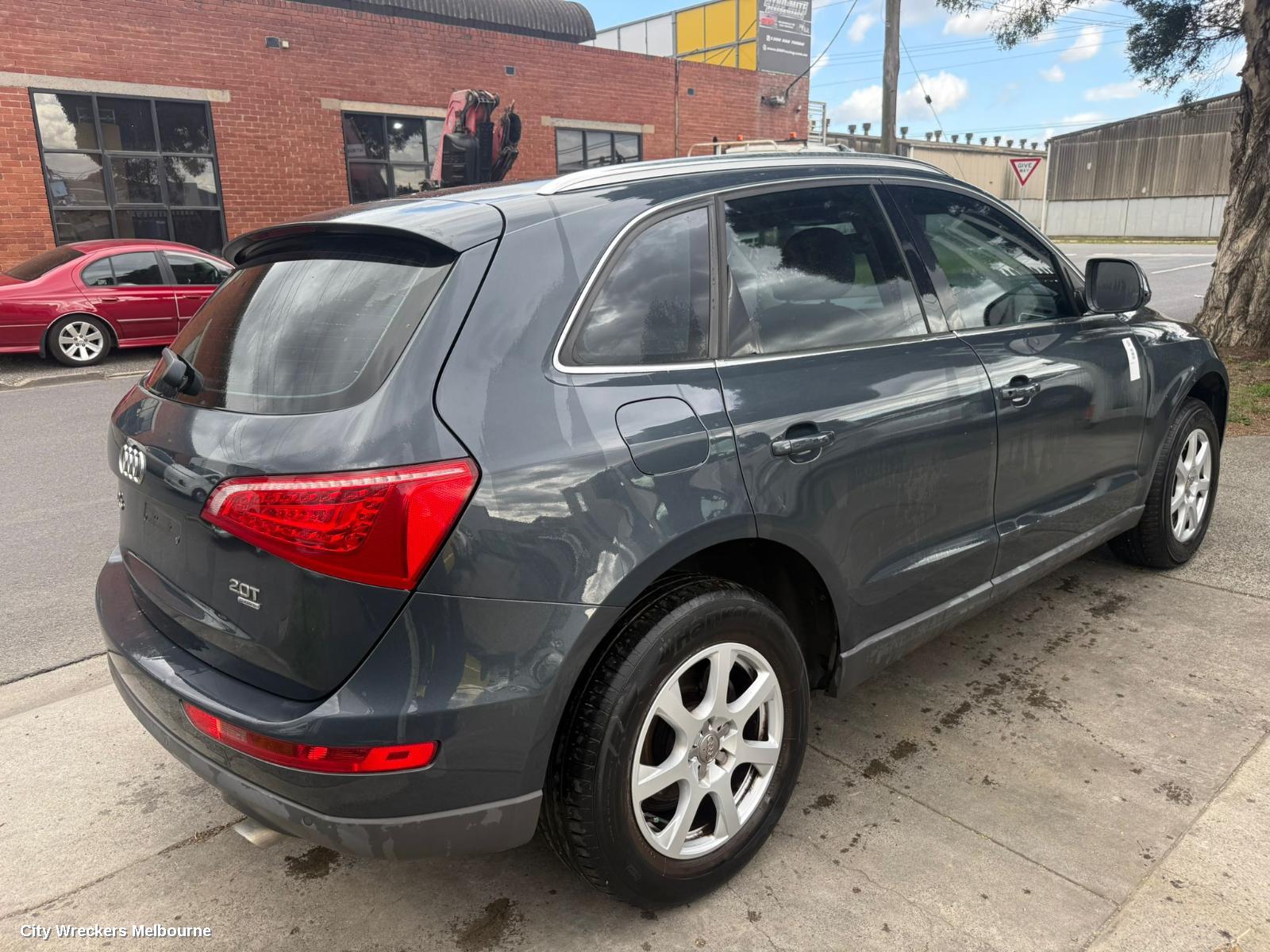 AUDI Q5 LEFT REAR DOOR/SLIDING, 8R, 12/2008 - 01/2017 - Image 3