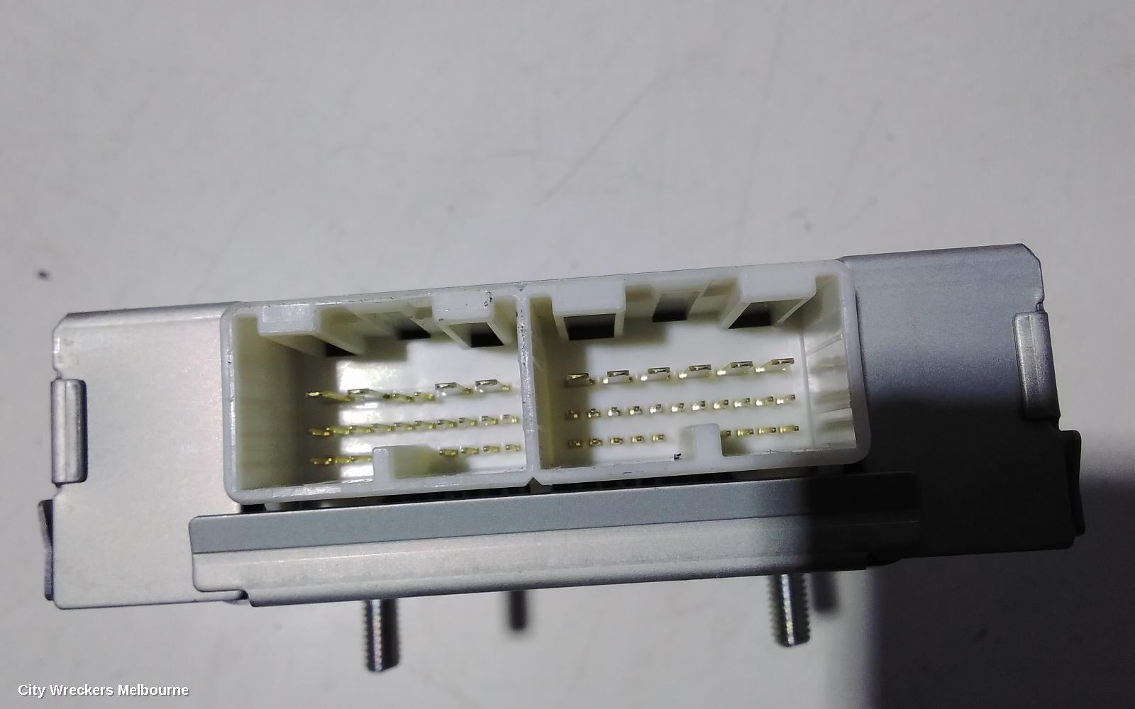 MITSUBISHI TRITON ECU, BCM/ETACS CONTROL MODULE, (UNDER DASH FUSE BOX MOUNTED), P/N 8637B251, MQ-MR, 03/2015 - 10/2023 - Image 3