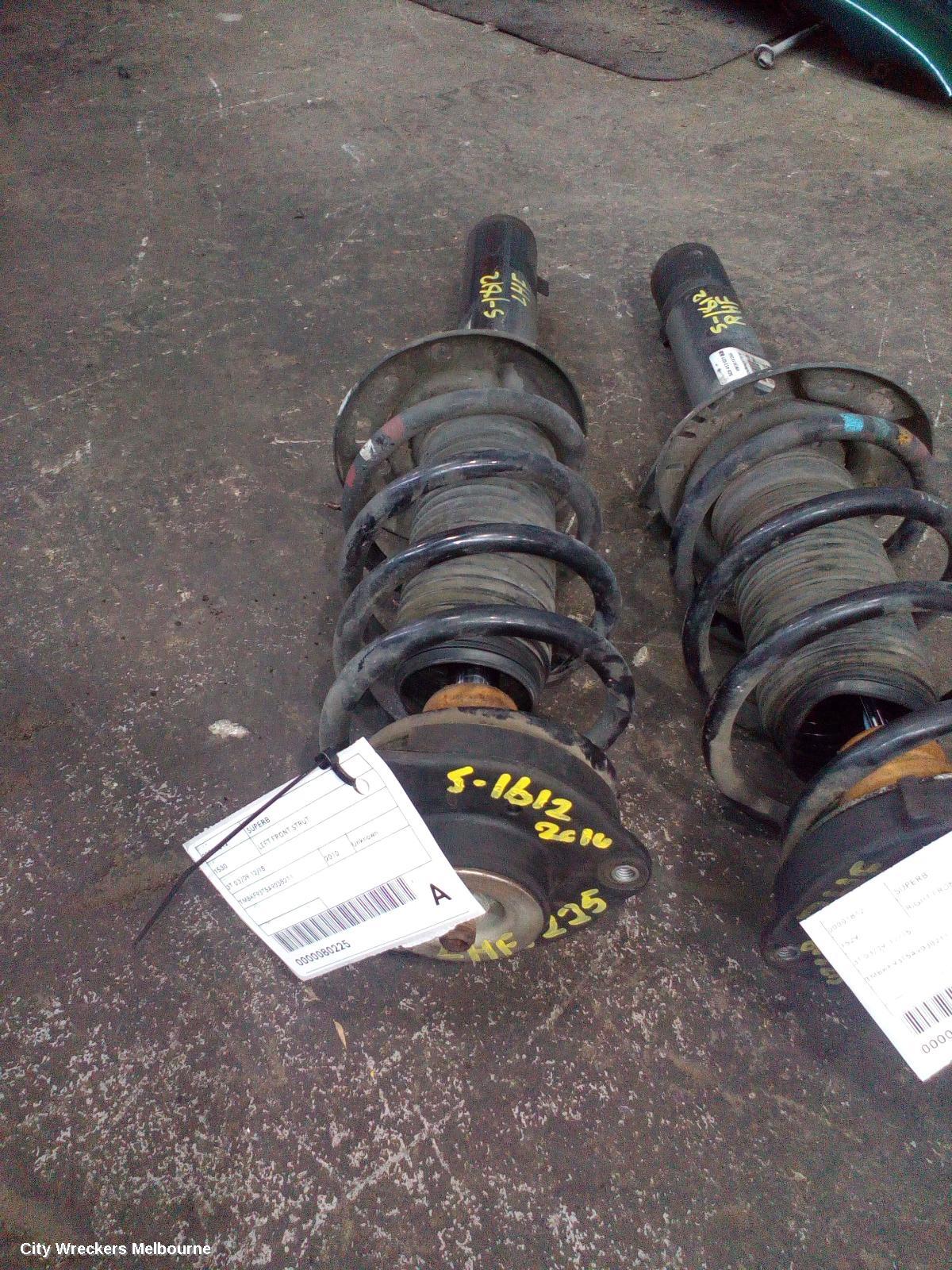SKODA SUPERB LEFT FRONT STRUT, 3T, 03/2009 - 12/2015 - Image 2