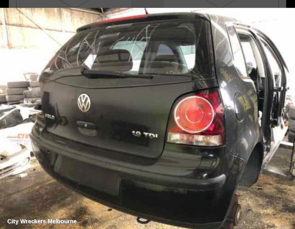 VOLKSWAGEN POLO BOOTLID/TAILGATE, TAILGATE, 9N, STANDARD TYPE (NO SPOILER), 11/2005 - 04/2010 - Image 1