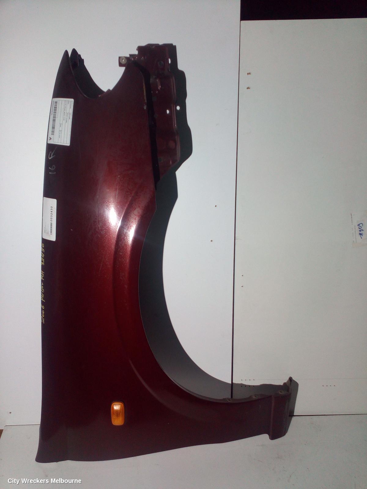 NISSAN PULSAR RIGHT GUARD, N16 SII, SEDAN, 08/2003 - 12/2005 - Image 2