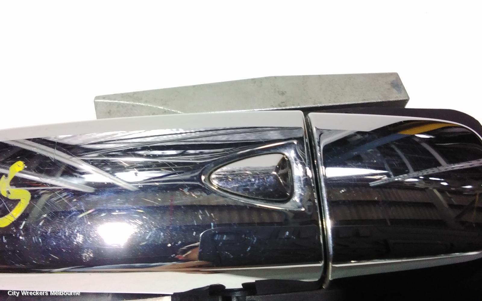 NISSAN NAVARA DOOR HANDLE, NP300, OUTER, LH FRONT, CHROME, 05/2015 ONWARDS - Image 3