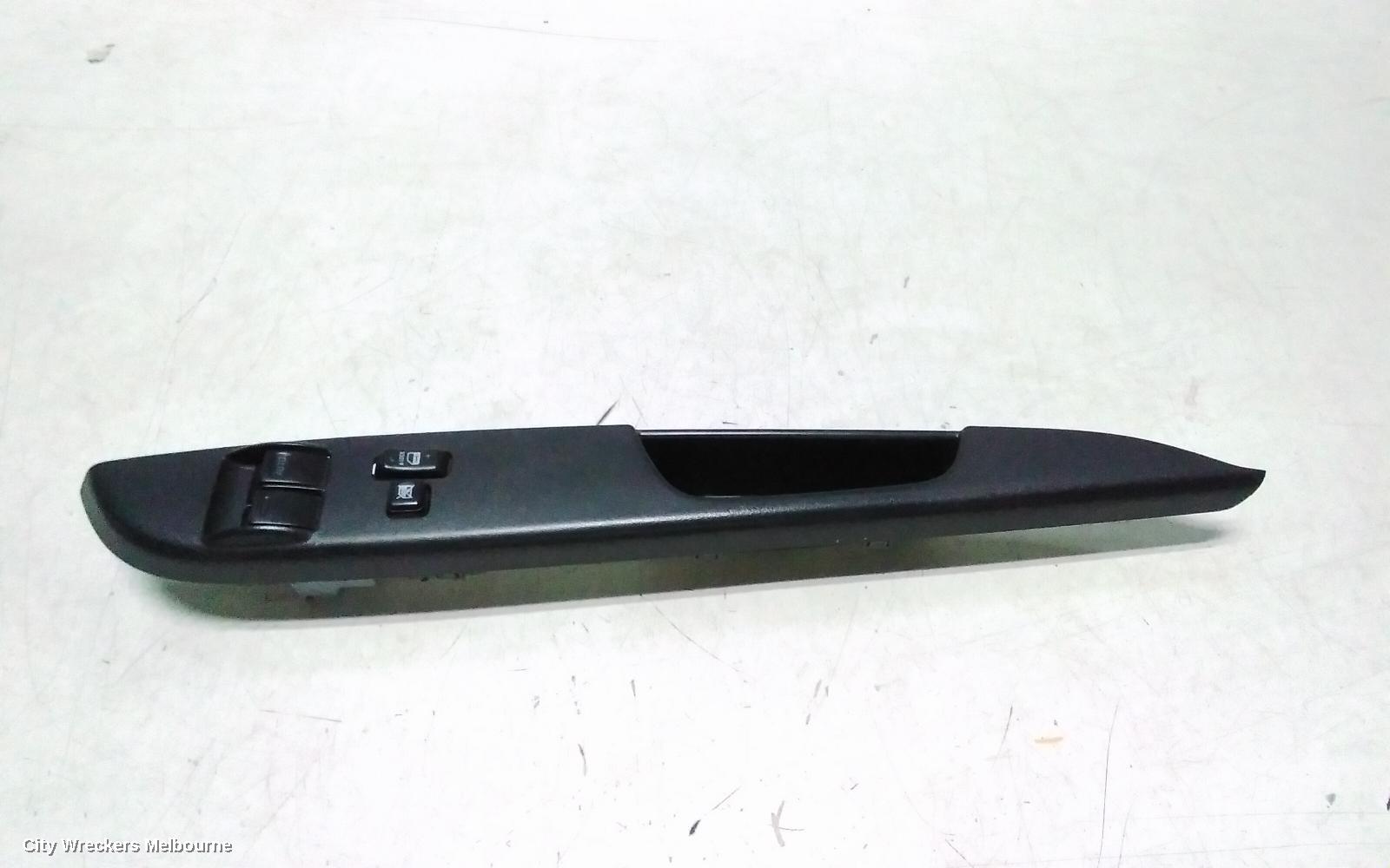 TOYOTA HIACE PWR DR WIND SWITCH, RH FRONT (MASTER SWITCH), TRH/KDH, 01/2005 - 02/2014 - Image 1