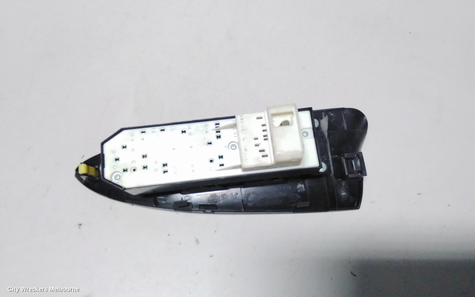 TOYOTA RAV4 PWR DR WIND SWITCH, RH FRONT (MASTER SWITCH), ACA33, 10/2007 - 11/2012 - Image 3