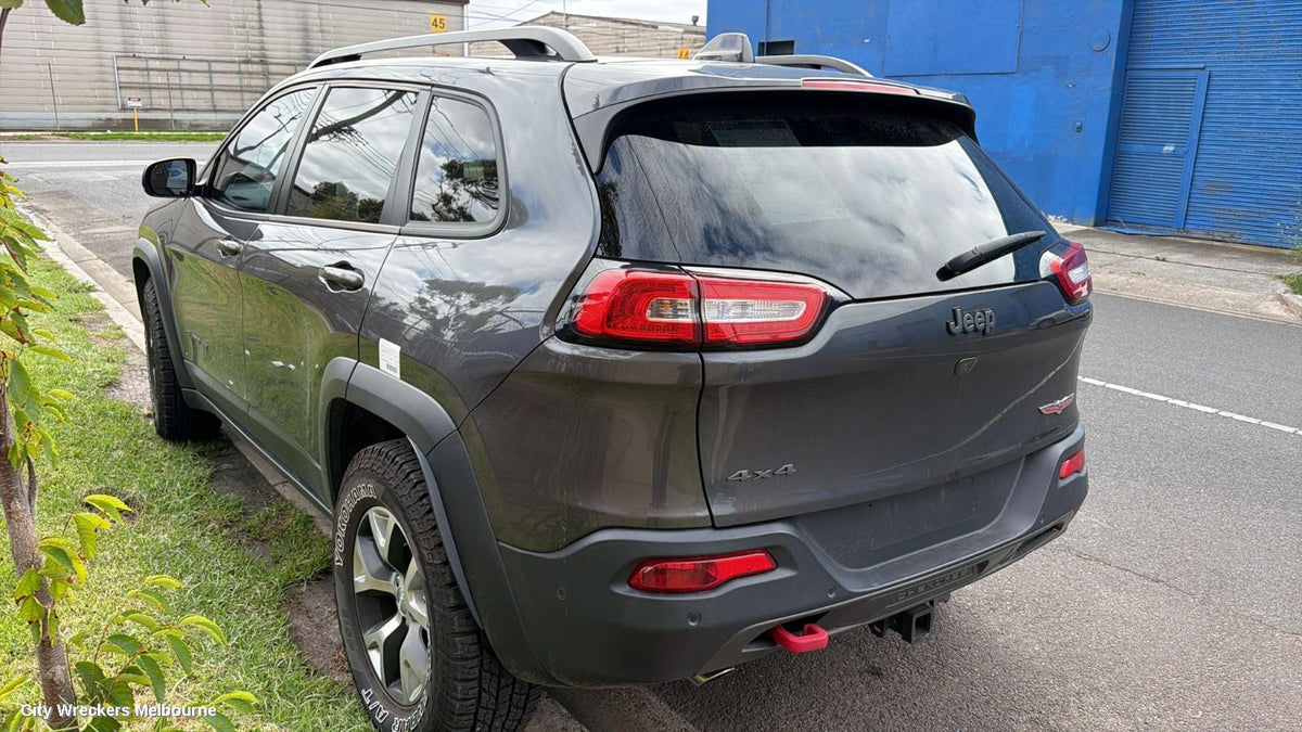 JEEP CHEROKEE REAR BUMPER, KL, BUMPER BAR (3 PIECE), TRAILHAWK, W/ PARK SENSOR TYPE, 02/2014 - 03/2018 - Image 3