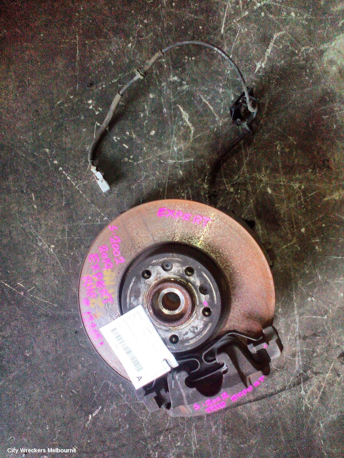 PEUGEOT EXPERT RIGHT FRONT HUB ASSEMBLY, K0, 04/2018 ONWARDS - Image 2