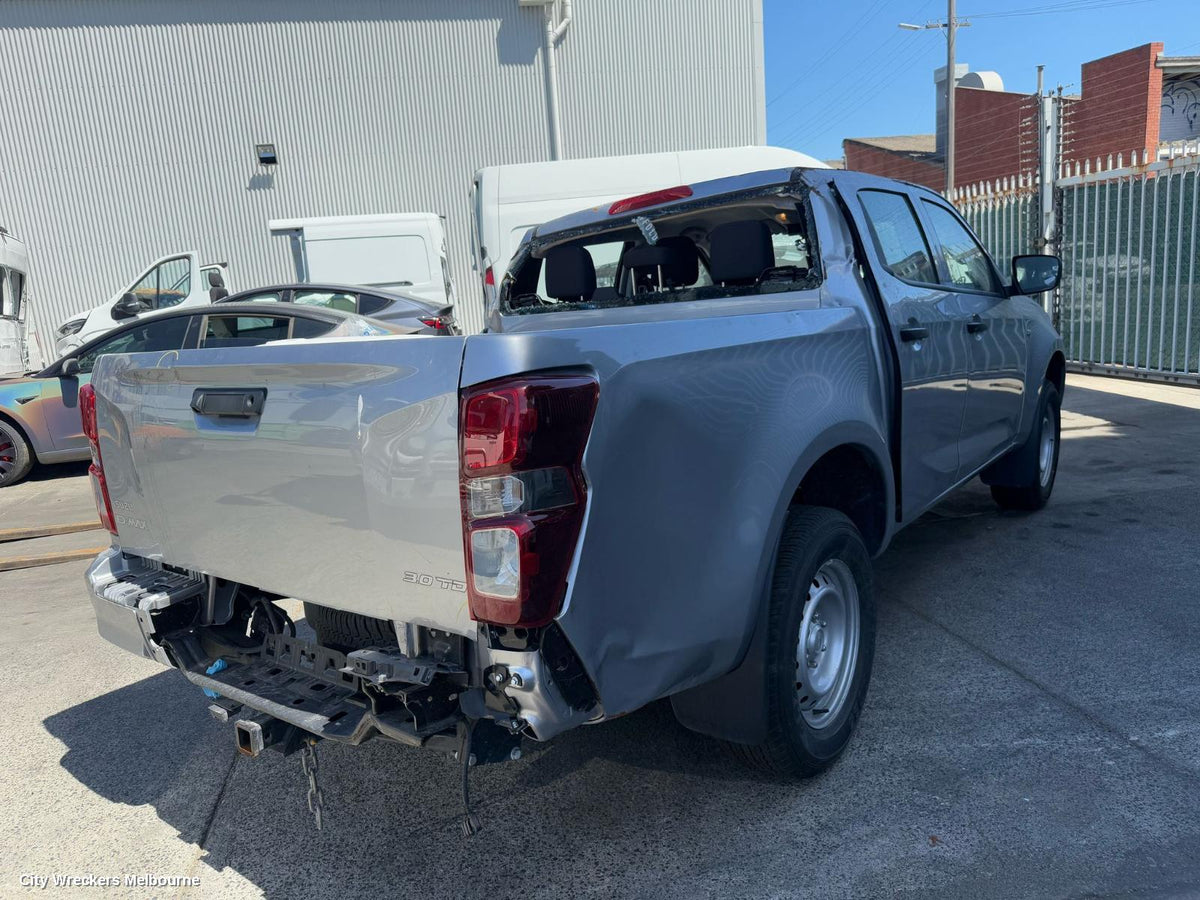 ISUZU DMAX ENGINE, DIESEL, 3.0, TURBO, 4JJ3-TCX, 2WD, RG, 07/2020 ONWARDS - Image 3