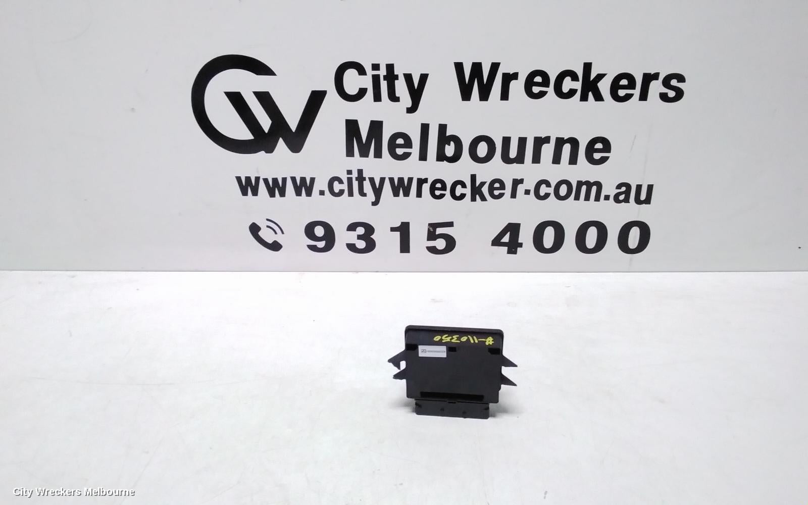 AUDI Q5 ECU, PARK BRAKE CONTROL MODULE, 8R, 03/2009 - 01/2017 - Image 1