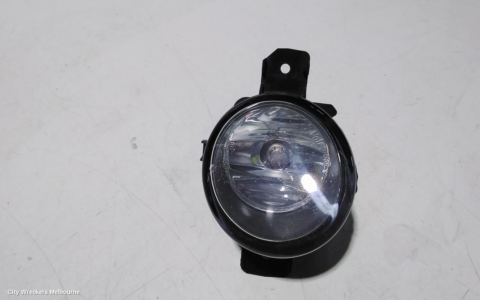 NISSAN MAXIMA RIGHT INDICATOR/FOG/SIDE, BUMPER FOGLAMP, J32, 05/2010 - 09/2014 - Image 1