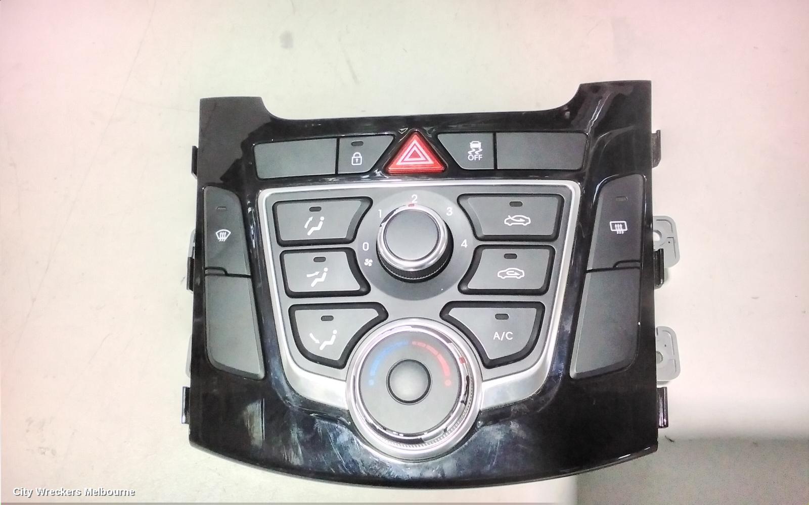 HYUNDAI I30 HEATER/AC CONTROLS, GD, NON CLIMATE CONTROL TYPE, 03/2012 ONWARDS - Image 3