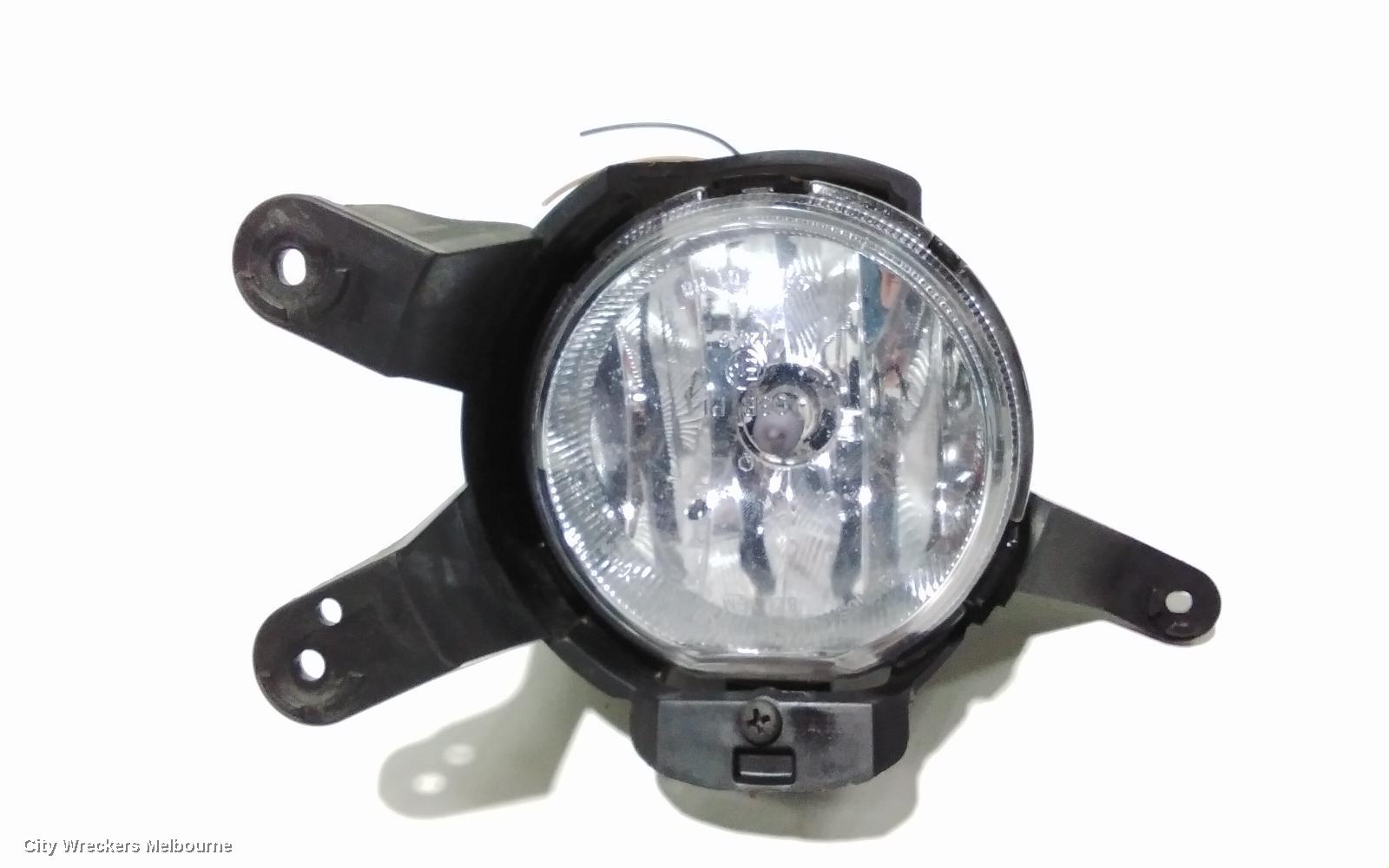 HOLDEN CRUZE RIGHT INDICATOR/FOG/SIDE, BUMPER FOGLAMP, JG-JH, 03/2009 - 12/2014 - Image 1