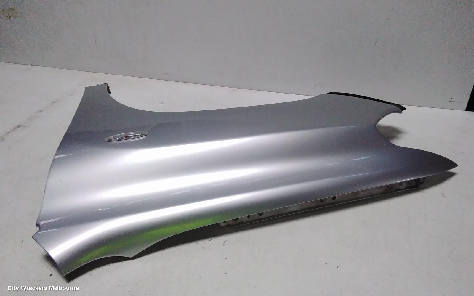 TOYOTA KLUGER LEFT GUARD, GSU40-GSU45, 05/2007 - 07/2010 - Image 1