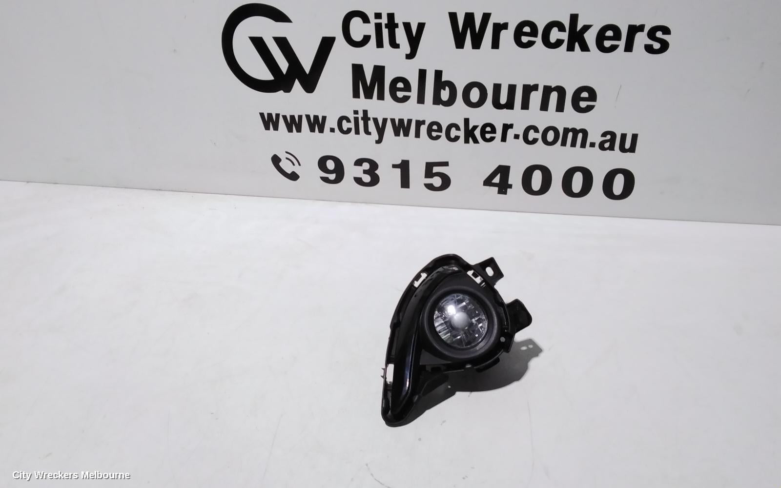 MAZDA 2 RIGHT INDICATOR/FOG/SIDE, BUMPER FOGLAMP, HALOGEN TYPE, DJ/DL, 09/2014 - 03/2017 - Image 1