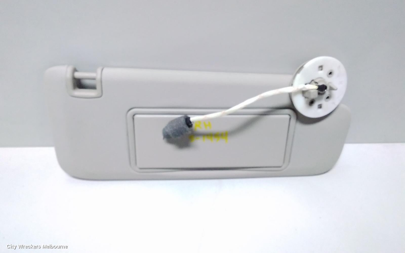 HOLDEN COMMODORE SUNVISOR, ZB, RH SIDE, 10/2017 - 12/2020 - Image 2