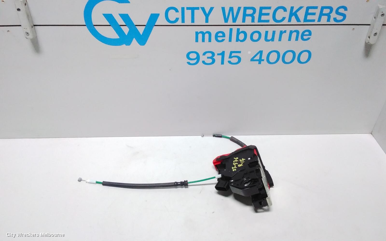 HYUNDAI I30 DOOR/BOOT/GATE LOCK, RIGHT FRONT DOOR LOCK, GD, WAGON, STANDARD HANDLE TYPE, 02/2012 - 02/2017 - Image 1