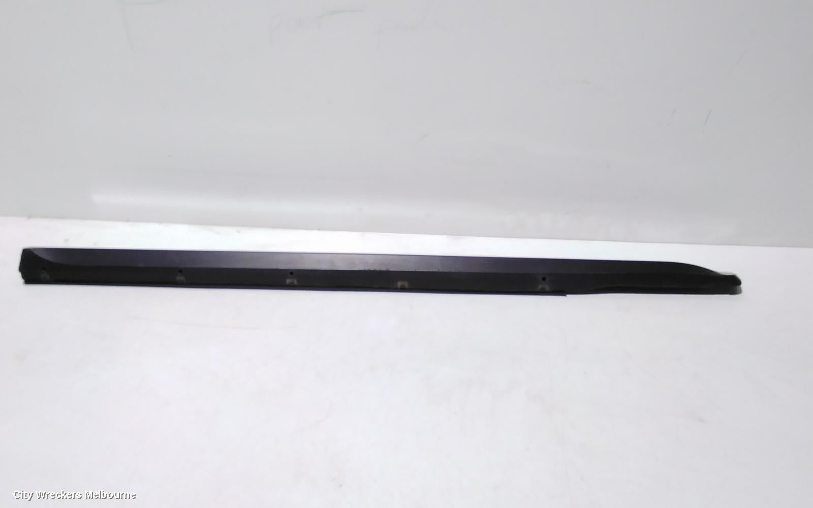 SUBARU OUTBACK DOOR MOULD, RIGHT FRONT LOWER DOOR MOLD CHROM : 95257, RH FRONT, 6TH GEN, 08/2014 - 12/2020 - Image 3
