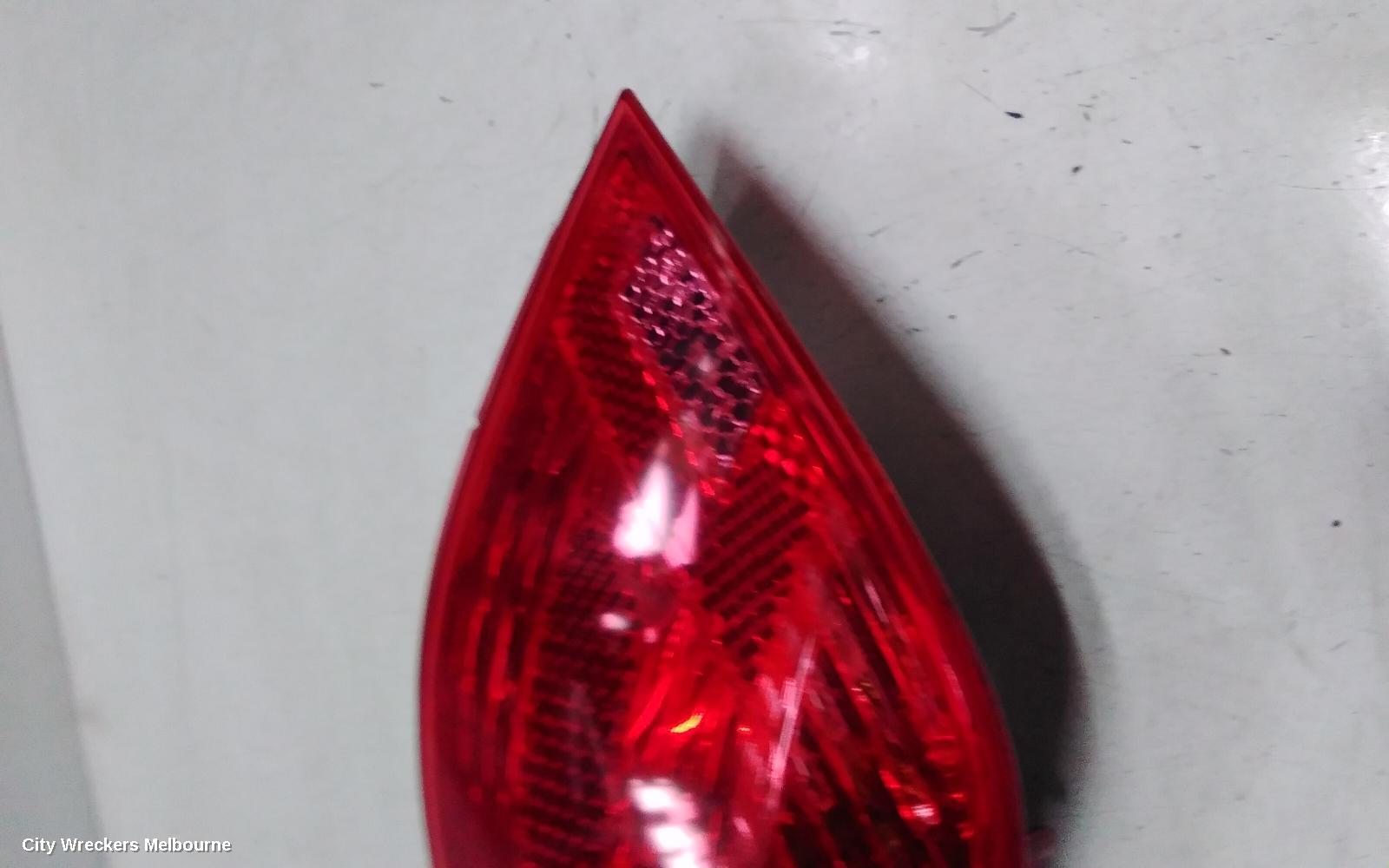 PEUGEOT 308 LEFT TAILLIGHT, T7, HATCH, 06/2007 - 12/2013 - Image 2