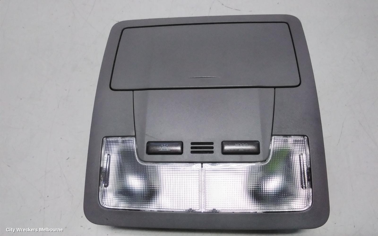 TOYOTA KLUGER COURTESY LIGHT, XU50 SERIES, 03/2014 - 02/2021 - Image 2