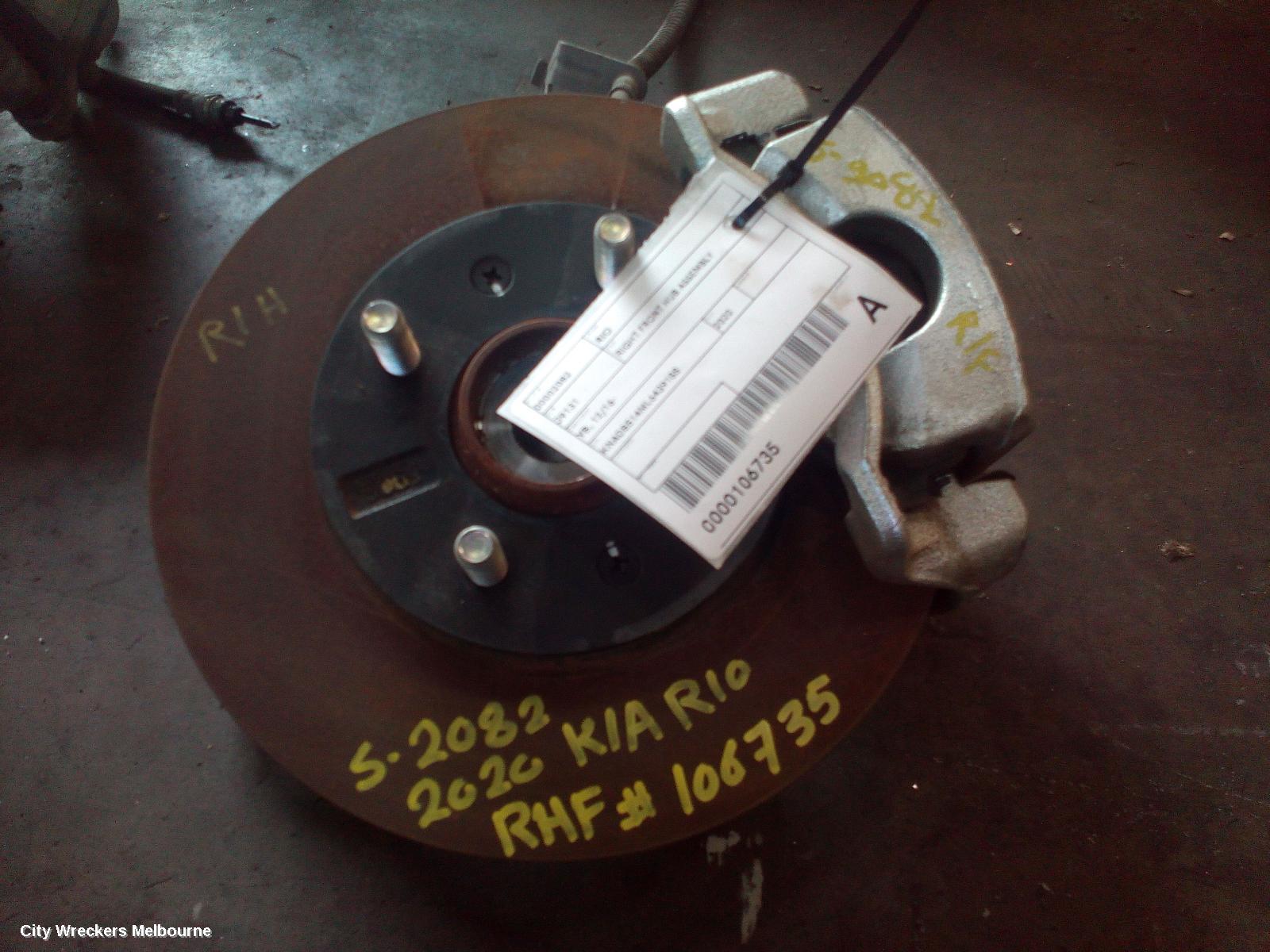 KIA RIO RIGHT FRONT HUB ASSEMBLY, YB, 12/2016 - 06/2023 - Image 2