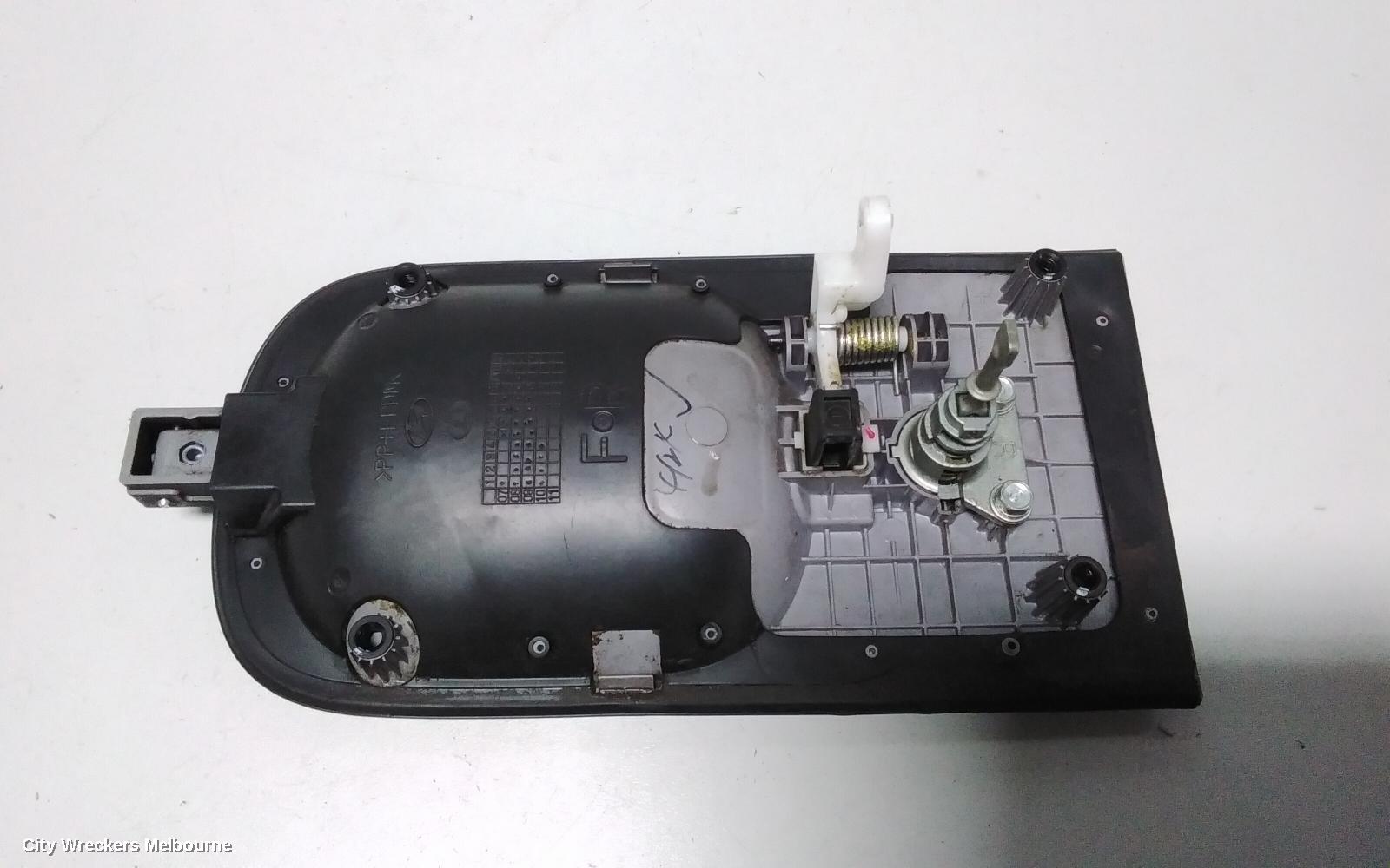 HYUNDAI ILOAD/IMAX DOOR HANDLE, OUTER, RH FRONT, COLOUR CODED, TQ, 11/2007 ONWARDS - Image 3