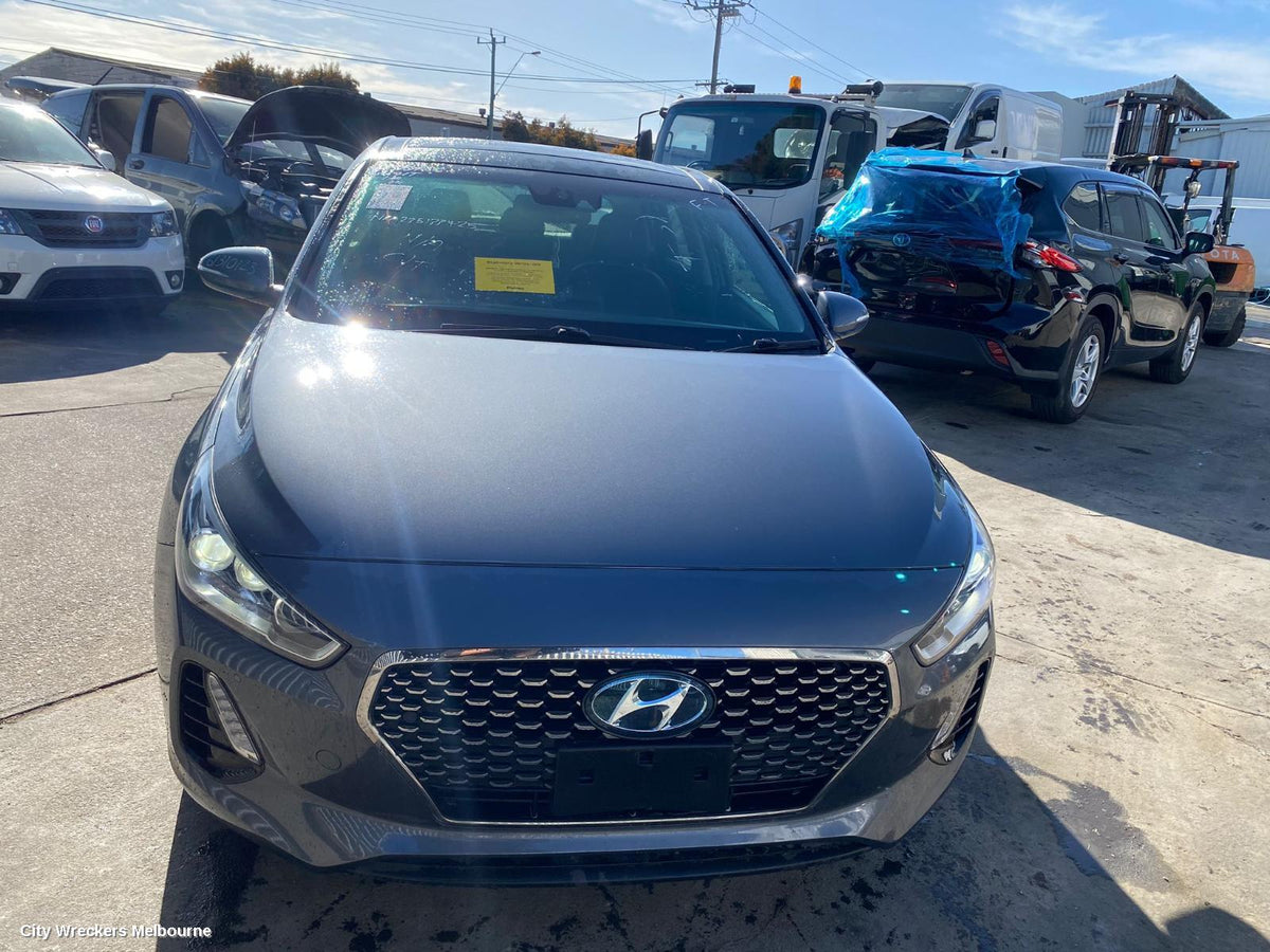 HYUNDAI I30 RIGHT TAILLIGHT, IN BODY, PD, HATCH (S.KOREA VIN KMHH), STANDARD, LED TYPE, 03/2017 ONWARDS - Image 3