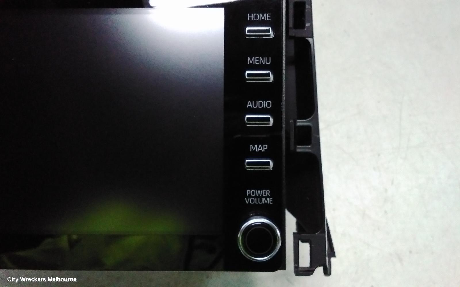 TOYOTA COROLLA RADIO/CD/DVD/SAT/TV, E210, DISPLAY UNIT, 8IN TOUCHSCREEN, W/ SAT NAV TYPE, 07/2018 ONWARDS - Image 3