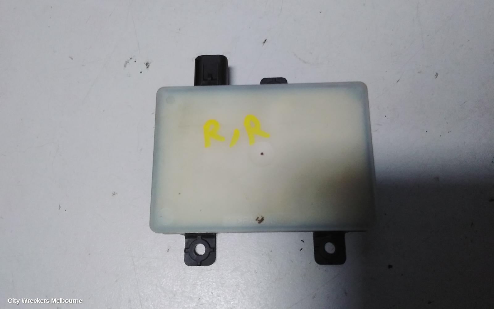 LAND ROVER RANGEROVER EVOQUE, L538, 11/2011 - 01/2019, RHR BLIND SPOT MODUEL: 73758 - Image 3