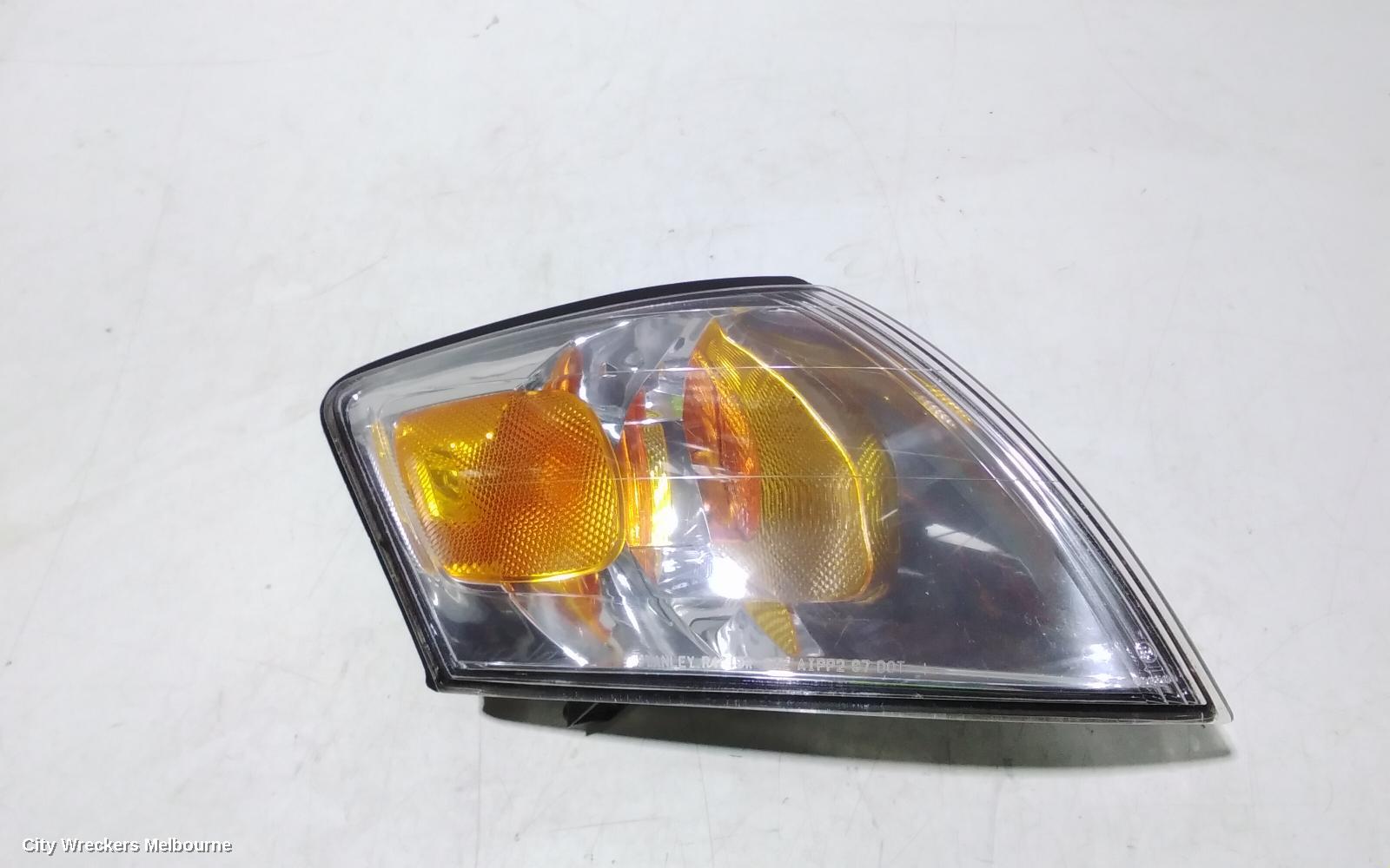 MAZDA MPV RIGHT INDICATOR/FOG/SIDE, CORNER LAMP, LW, 08/1999 - 05/2002 - Image 3