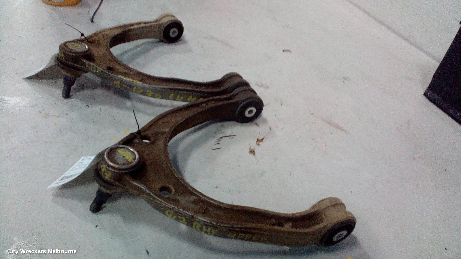 AUDI Q7 RIGHT FRONT UPPER CONTROL ARM, 4L, 09/2006 - 08/2015 - Image 3