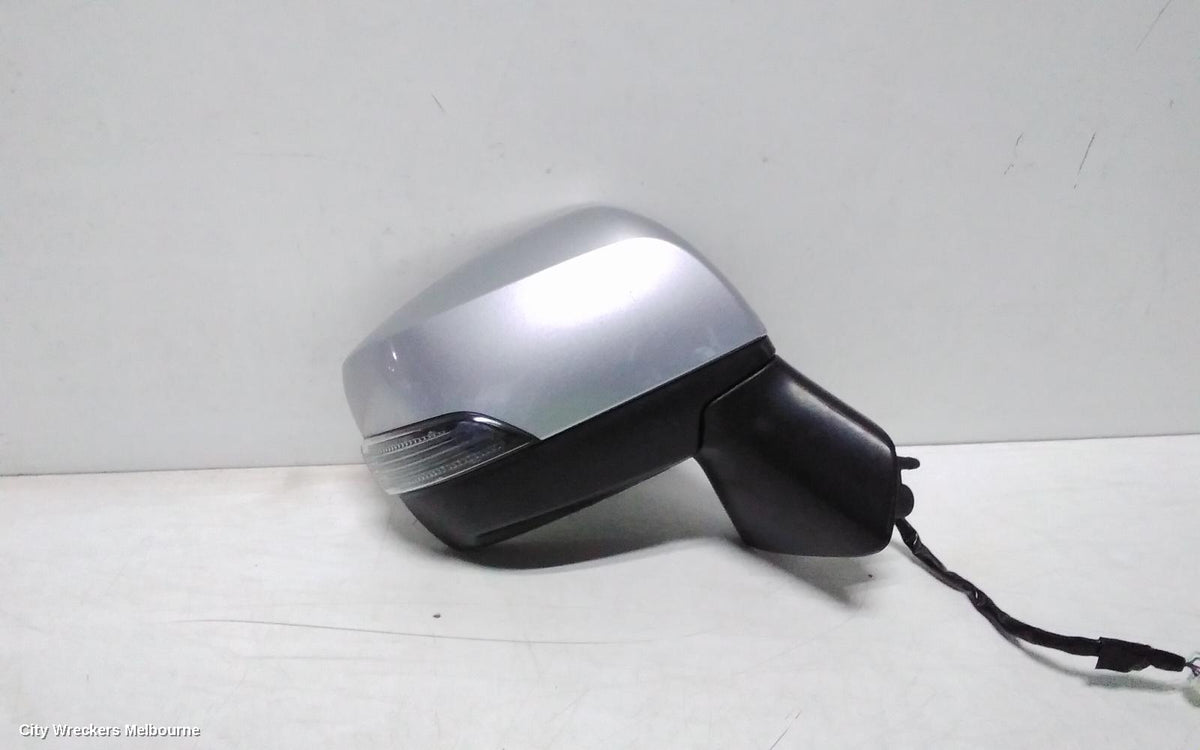 SUBARU OUTBACK RIGHT DOOR MIRROR, 6TH GEN, MANUAL FOLD, NON BLIND SPOT TYPE, 08/2014 - 02/2016 - Image 2