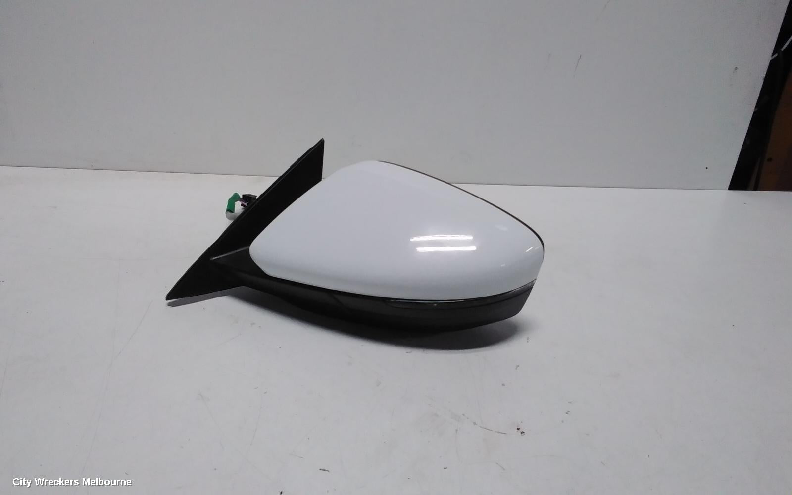 MG HS LEFT DOOR MIRROR, SAS23, HEATED, ELECT ADJ, COLOUR CODED, 09/2019 ONWARDS - Image 1