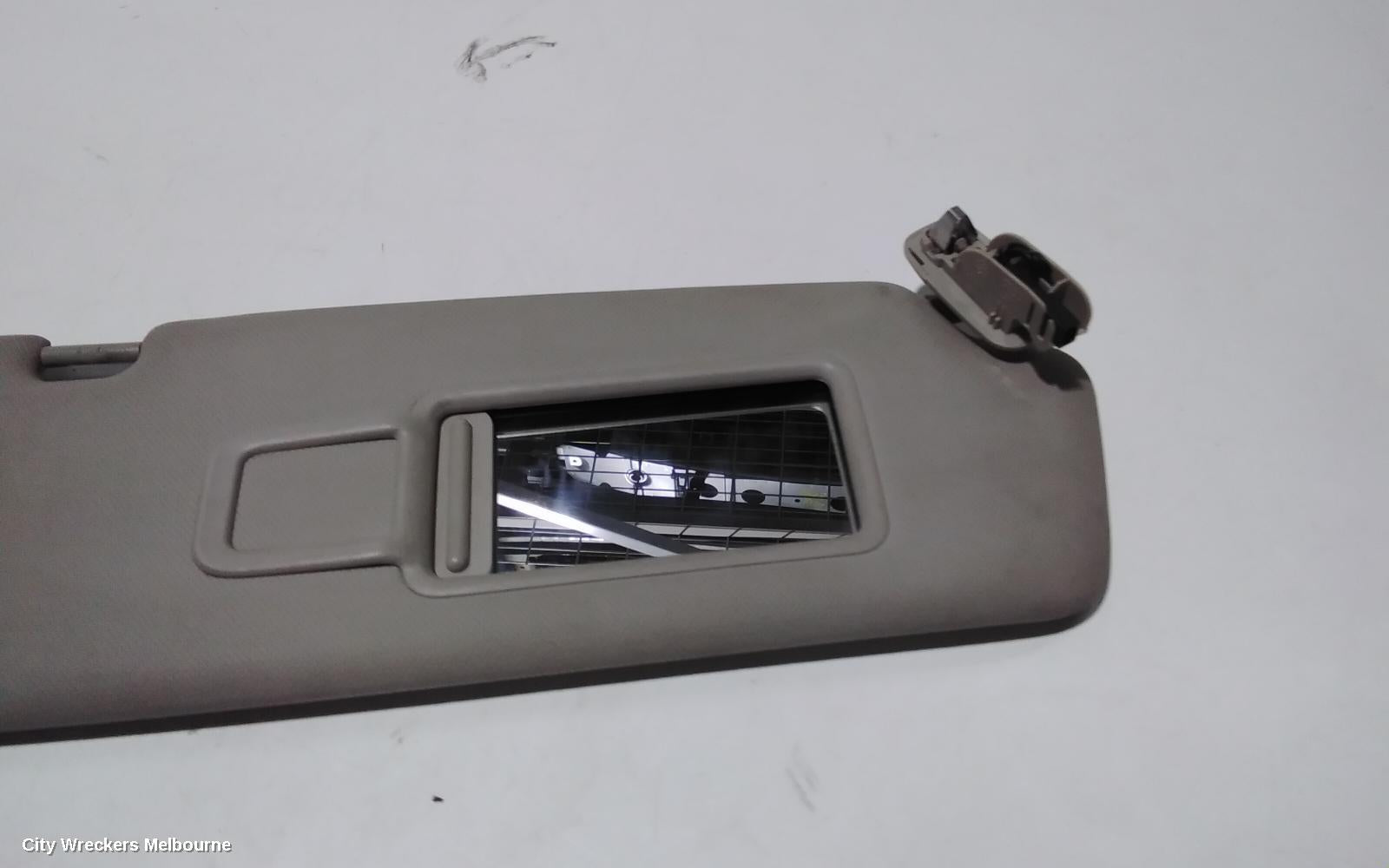 AUDI Q5 SUNVISOR, 8R, RH SIDE, 03/2009 - 01/2017 - Image 2