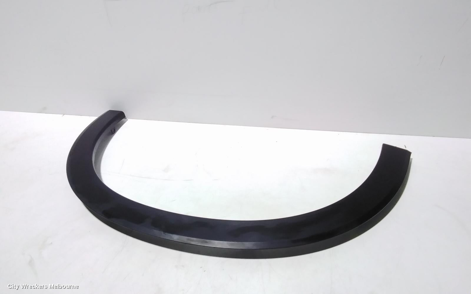 HONDA HRV WHEEL ARCH FLARE, LH FRONT, RU5, 12/2014 - 10/2021 - Image 2