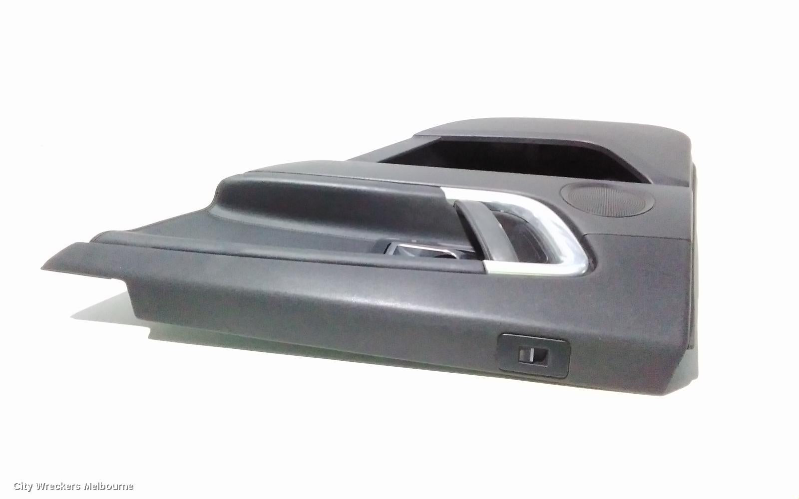 LAND ROVER DISCOVERY SPORT DOOR TRIM, RH REAR, L550, LEATHER, BLACK, SE/HSE, 01/2015 - 06/2019 - Image 1