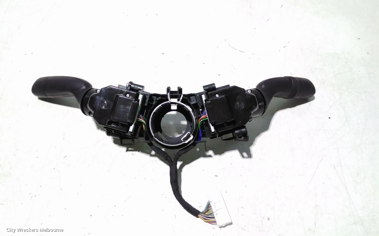 TOYOTA HIACE COMBINATION SWITCH, COMBINATION SWITCH ASSY, NON FOGLAMP TYPE, 300 SERIES, 04/2019 ONWARDS - Image 2