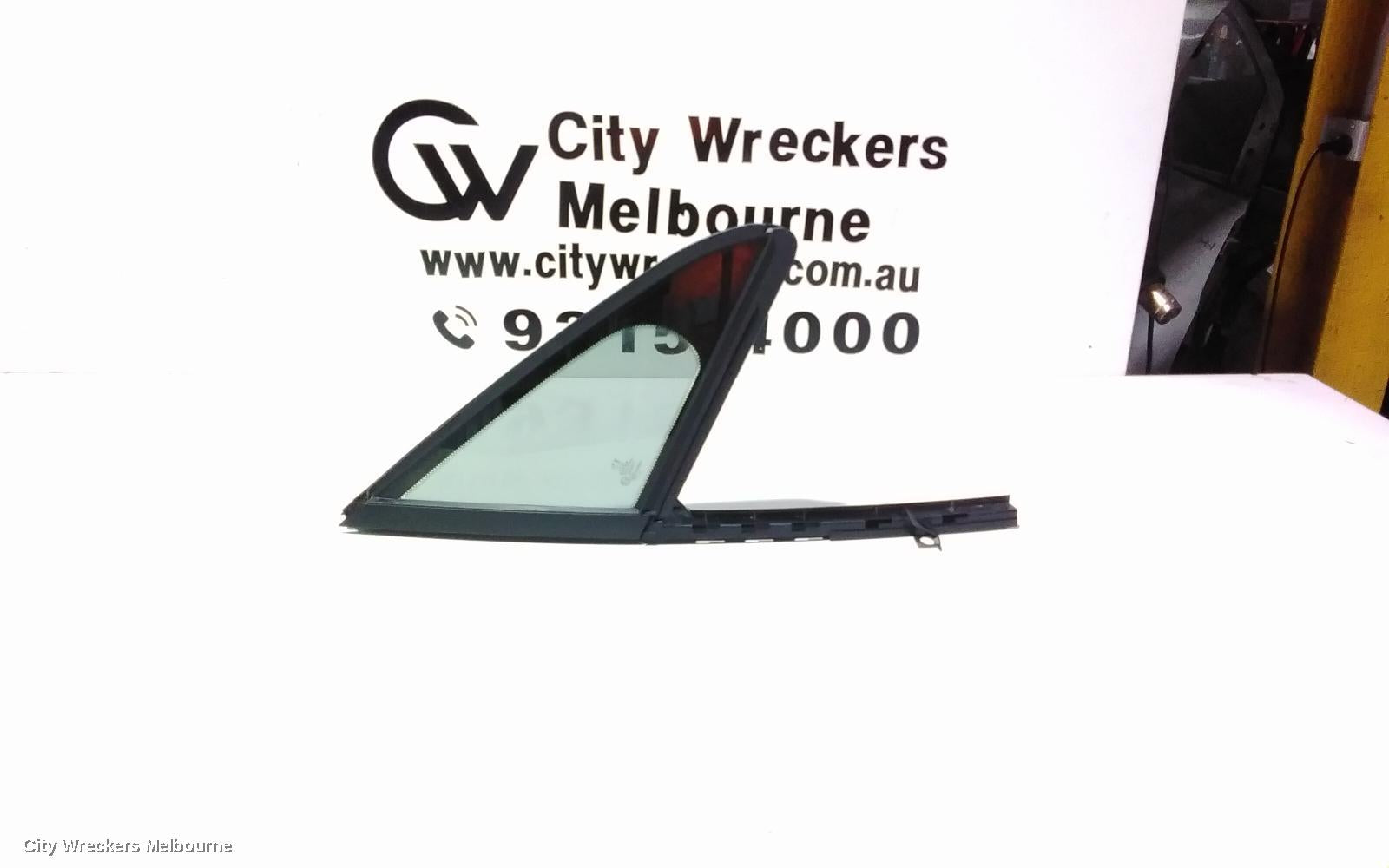 PEUGEOT 508 RIGHT FRONT 1/4 DOOR GLASS, 07/2011 - 12/2017 - Image 2