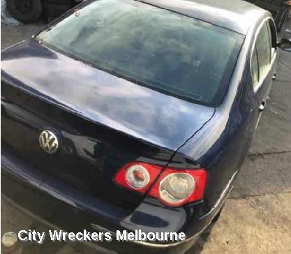 VOLKSWAGEN PASSAT RIGHT HEADLAMP, 3C/MK6 B6, SEDAN/WAGON, HALOGEN TYPE, 03/2006 - 09/2010 - Image 3