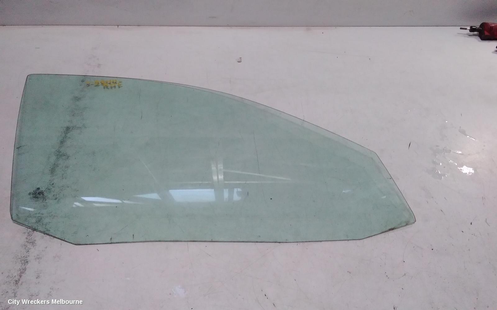 VOLKSWAGEN GOLF RIGHT FRONT DOOR WINDOW, 5DR HATCH 09/1998 - 04/2004 - Image 3
