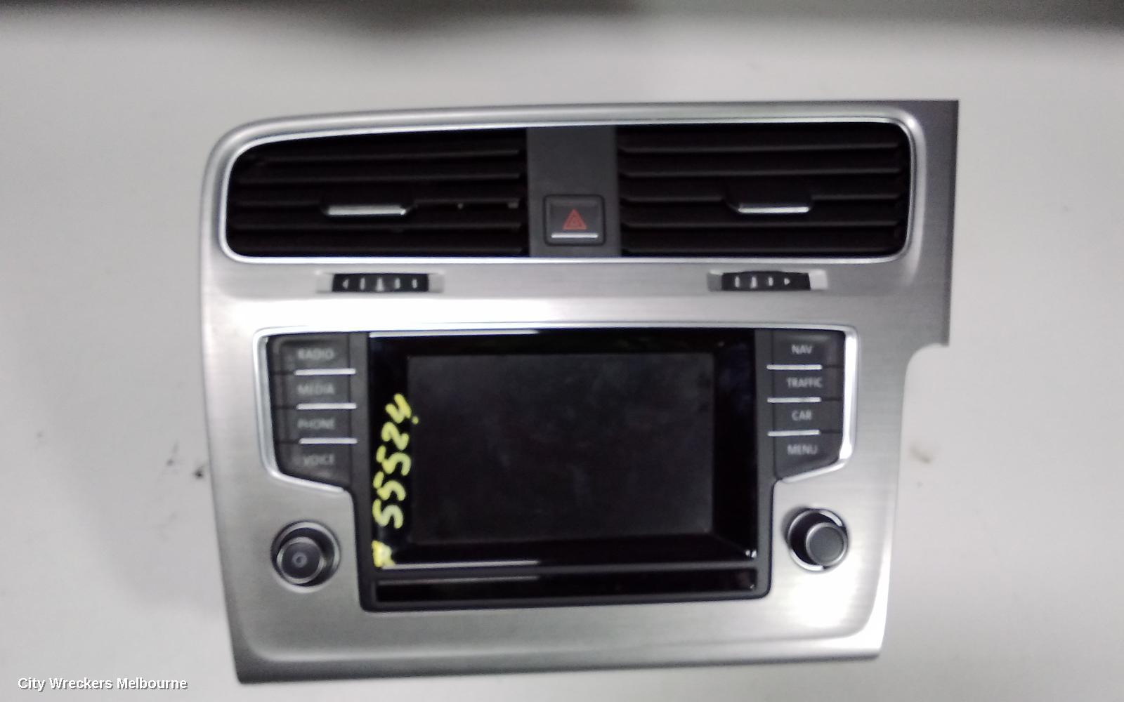 VOLKSWAGEN GOLF RADIO/CD/DVD/SAT/TV, SAT NAV TOUCHSCREEN, GEN 7, 03/2013 - 03/2017 - Image 1