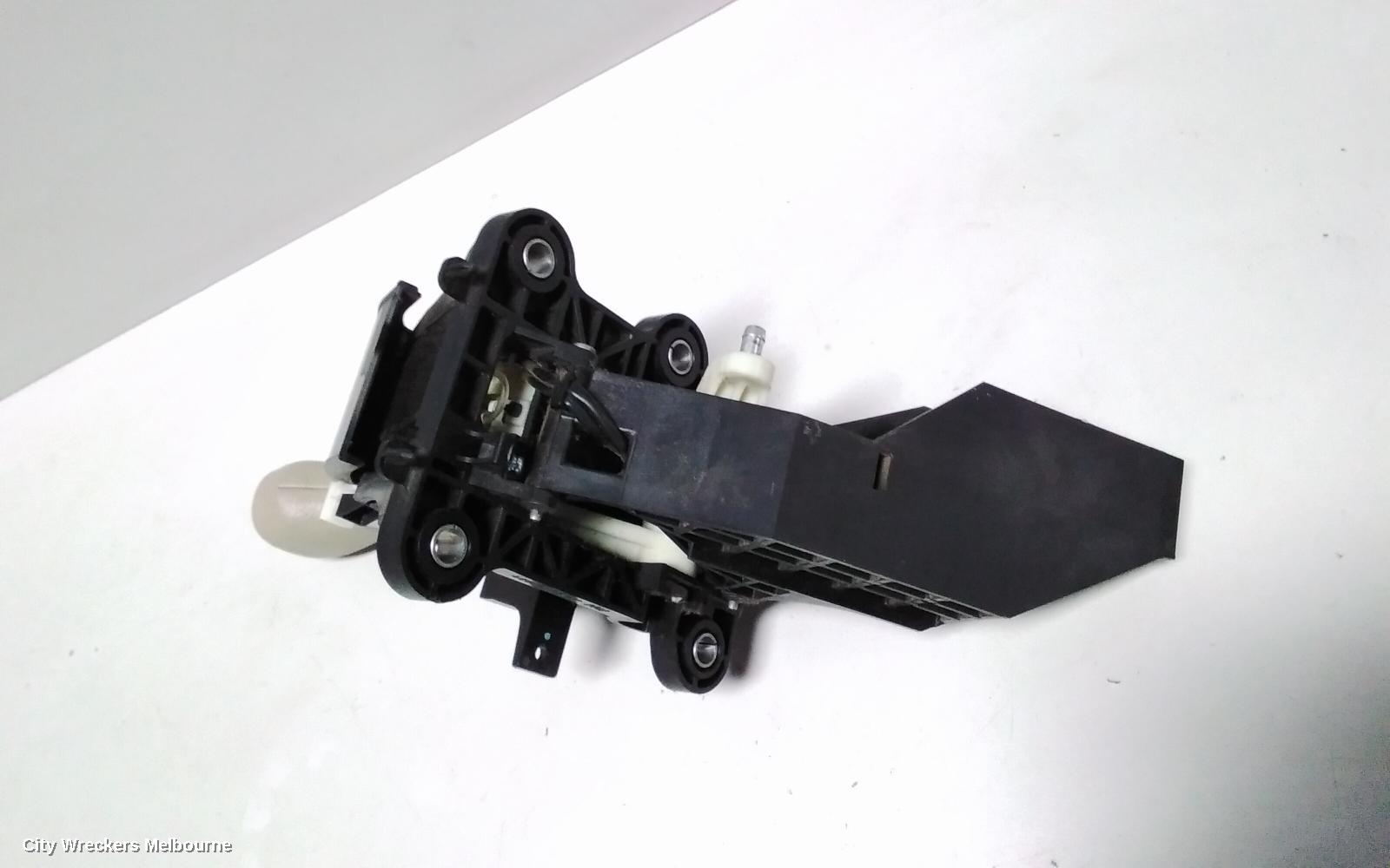 TOYOTA ESTIMA GEAR STICK/SHIFTER, XR50, 05-19 - Image 3