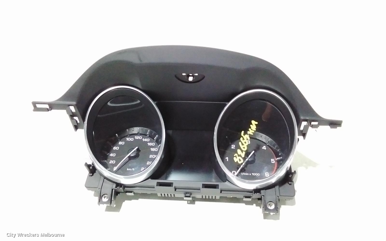 LAND ROVER DISCOVERY SPORT INSTRUMENT CLUSTER, DIESEL, AUTO T/M, L550, 01/2015 - 06/2019 - Image 1