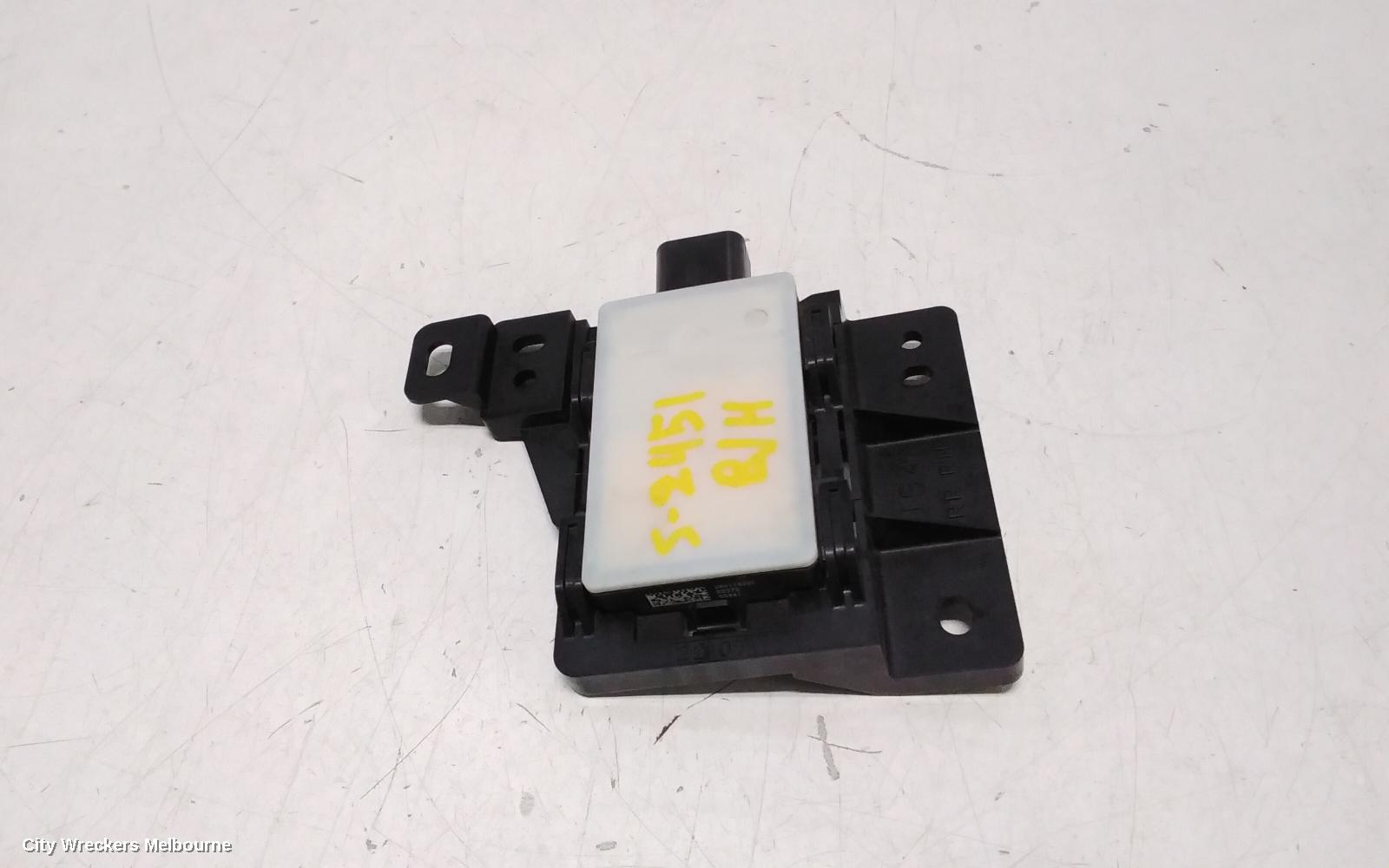 HYUNDAI STARIA, US4, 04/2021 ONWARDS, RHR BLINDSPOT MODULE: 114254 - Image 2