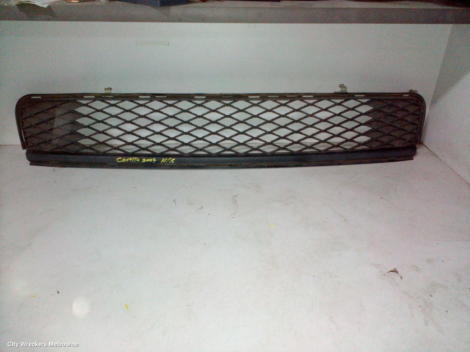 TOYOTA COROLLA GRILLE, BUMPER GRILLE (CENTRE), ZRE152R, HATCH, 03/2007 - 10/2009 - Image 1